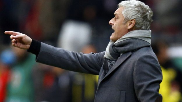 В Германия: Армин Фее поема Шалке от лятото