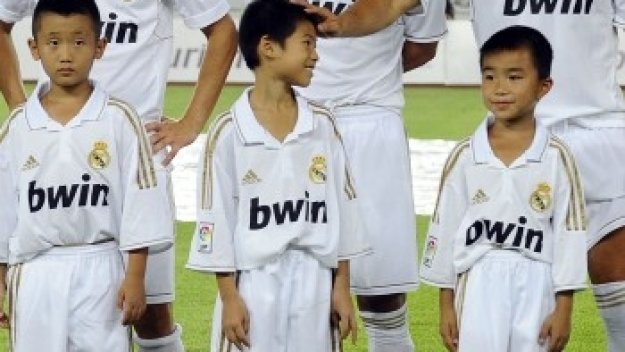 Шестзвезден Реал Мадрид размаза китайци + ВИДЕО