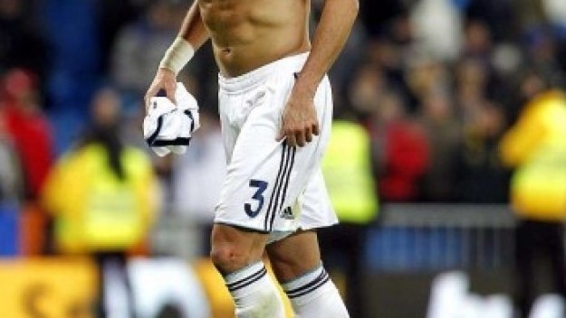 Пепе излиза титуляр срещу Червените дяволи?