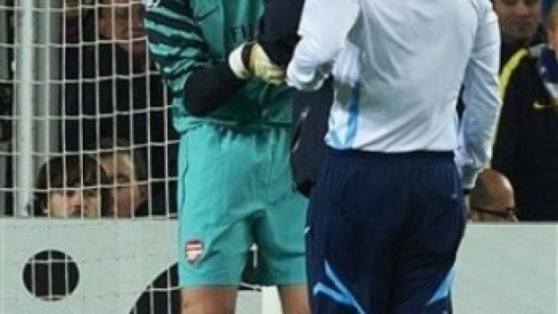 Шчесни с изкълчен пръст