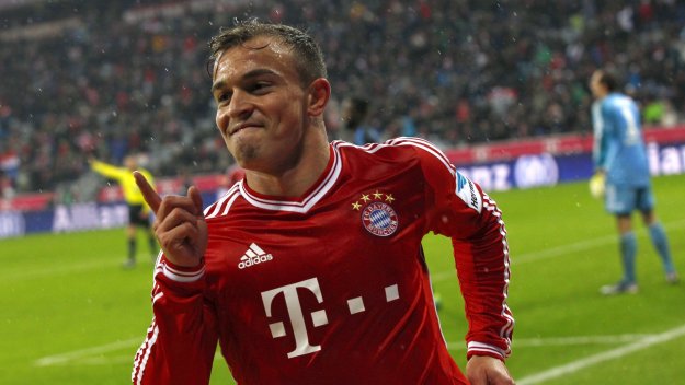 Шакири флиртува със "старата госпожа"