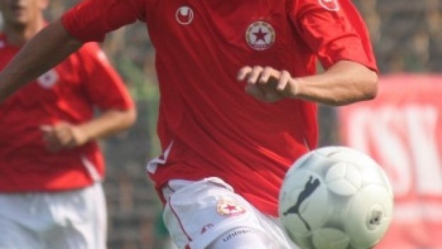 ЦСКА с Делев срещу Локо (София)