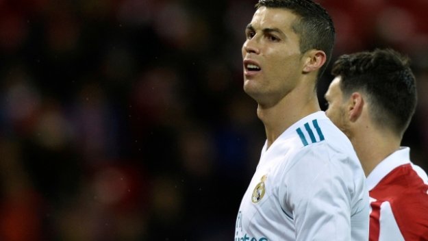 Роналдо е машина за пари: Ще прави още пачки от хотели в Азия 