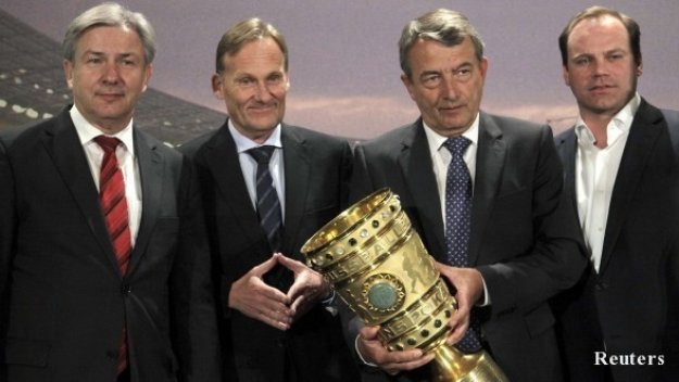 Нерлингер: Не сравнявайте Байерн с Байер