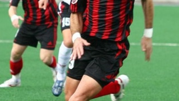 Мартин Кушев се връща в България