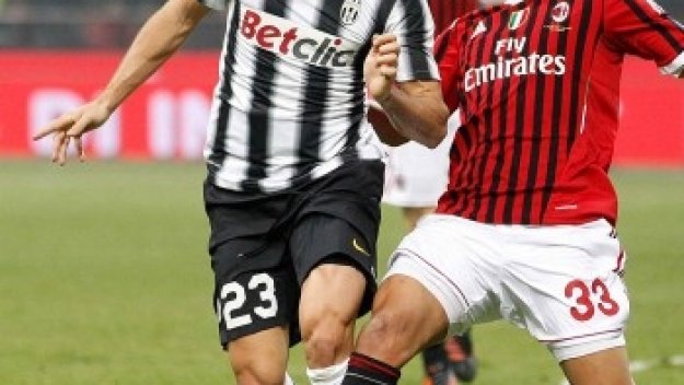 Тиаго Силва се вижда скъп на Барса