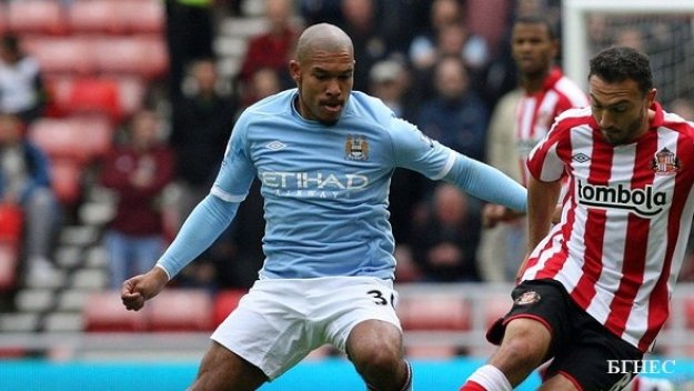 Де Йонг: Манчини гради непробиваема италианска защита