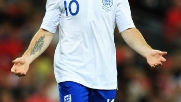 Хванаха Руни в изневяра