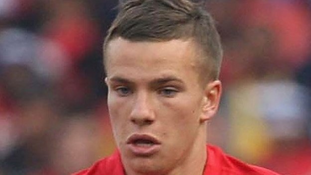 Сър Алекс прати Клевърли в Уигън