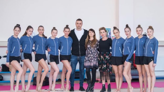 Куп звезди ще подкрепят "грациите" в "Арена Армеец"