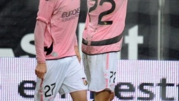 Пасторе преподписа с Палермо, цената му бе фиксирана в новия контракт