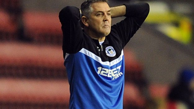 Уигън се раздели с Оуен Койл