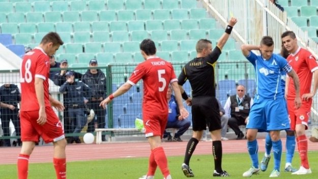 "Сватбата" ще посвири на Гонзо и Хубчев