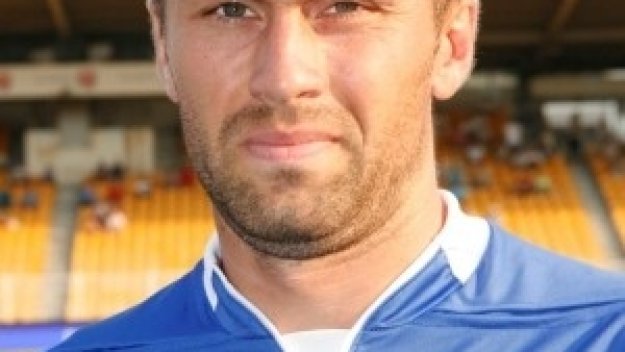 Пламен Крумов наказа лидера в Румъния