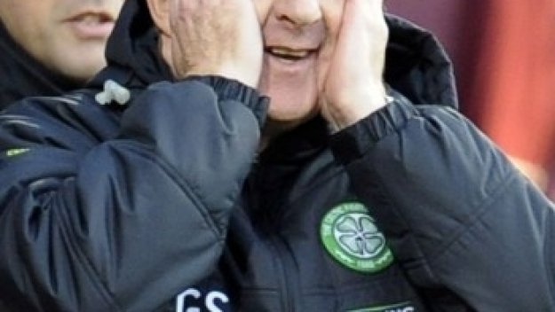 Гордън Страхън поема Шотландия