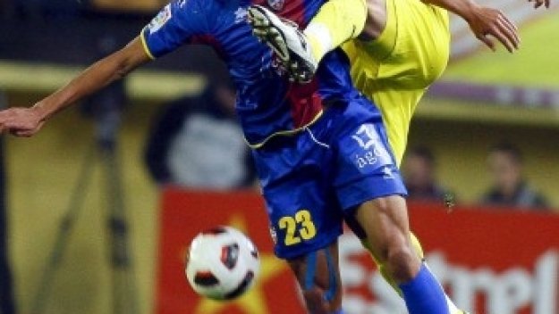 Виляреал се изложи у дома