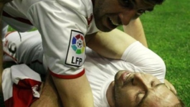 Играч на Райо моли съперниците да пуснат гол