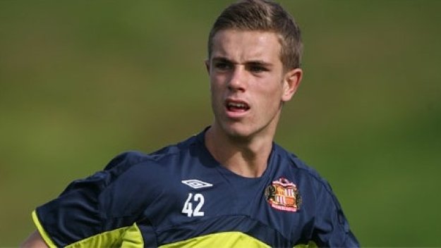 Хендерсън намекна, че предпочита да заиграе в Юнайтед, вместо в Сити