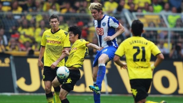Борусия Дортмунд се провали у дома