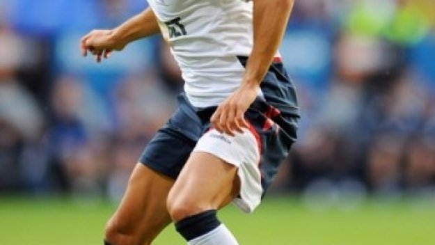 Марто носи победа на Болтън