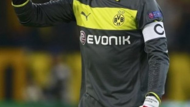 Вайденфелер преподписа с Дортмунд до 2016 година