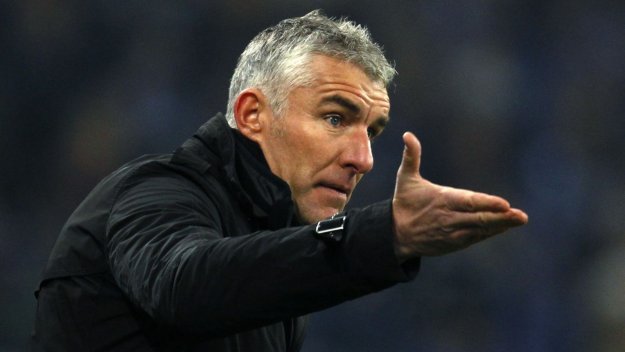 Официално: Мирко Сломка пое Хамбургер