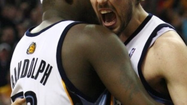 Мемфис в плейофите след 5 години