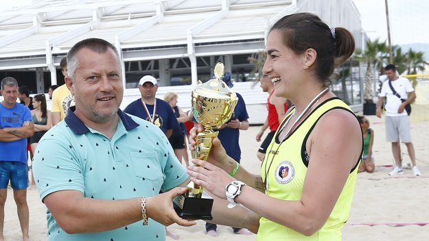 Над 1200 състезатели идват за Европейското по плажен хандбал във Варна