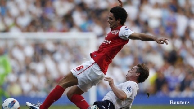 От Арсенал са взели Артета на доверие