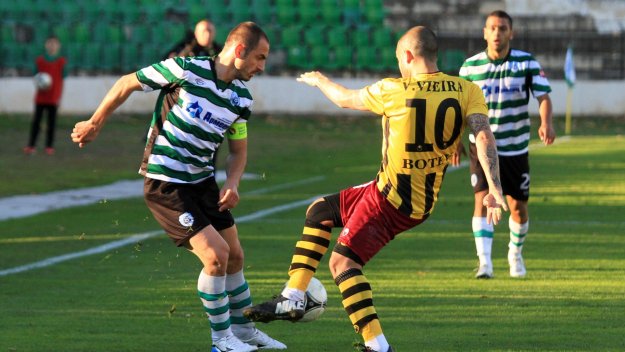 Черно море и Ботев Пловдив не си вкараха на "Тича"