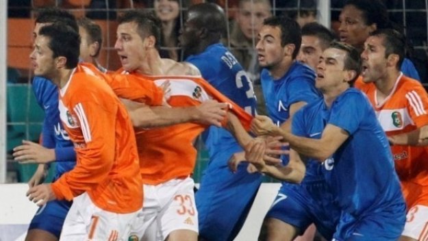 Литекс изхвърли Левски от Купата на България