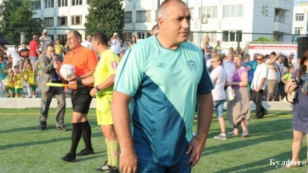 Стоичков и Бойко Борисов блестят в благотворителен мач