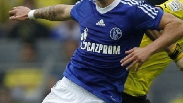 Ливърпул иска Холтби, но без пари