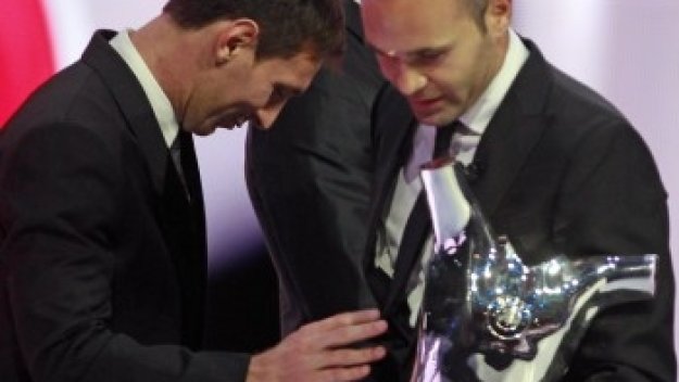 Роберто Карлос: Роналдо е сърдит заради Иниеста