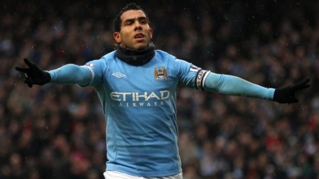 Страхотният Тевес победи сам Уест Бромич Албиън