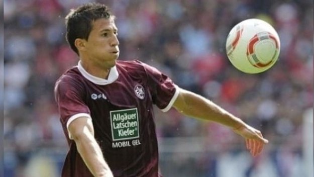 Мицански реже Фейенорд заради Кайзерслаутерн