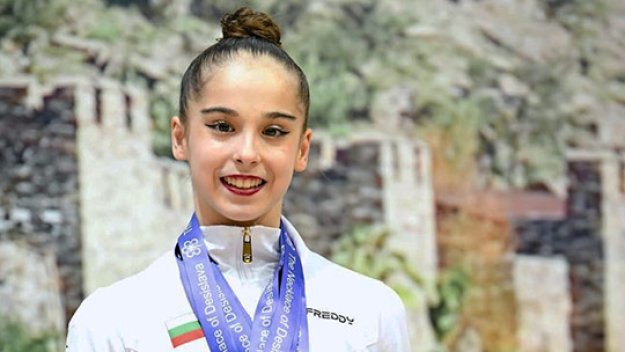 Яница Динева стана шампионка в многобоя