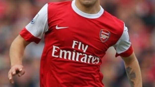 Уилшър се закани на Барса: Ще ви наритам