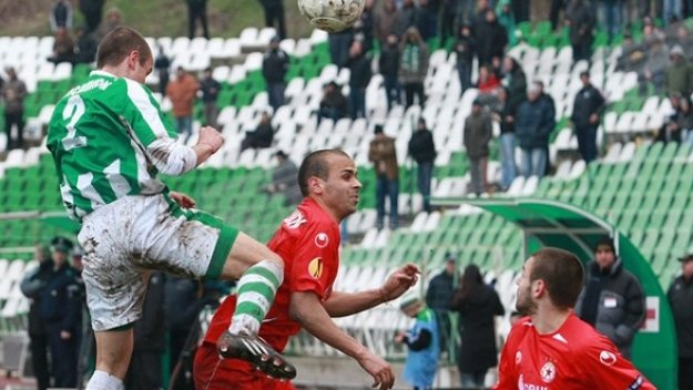 Защитник на Берое на линия за мача с ЦСКА