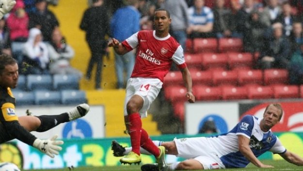 Арсенал измъкна победата като гост на Блекбърн