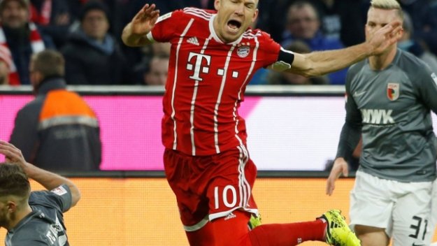 Стъкленият Робен аут за Байерн срещу Дортмунд