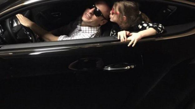 Целувката на Деа дава сили на Бербо