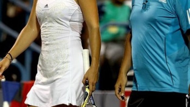 Возняцки уволни баща си