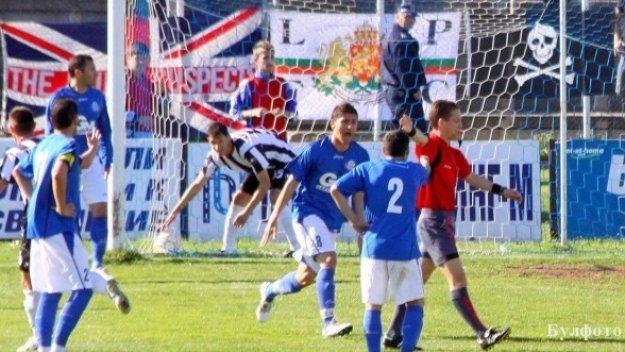 Монтана излиза без треньор и двама защитници срещу Ботев