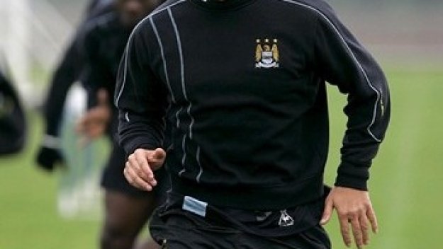 Божинов с 900 хил. евро годишна заплата в Парма