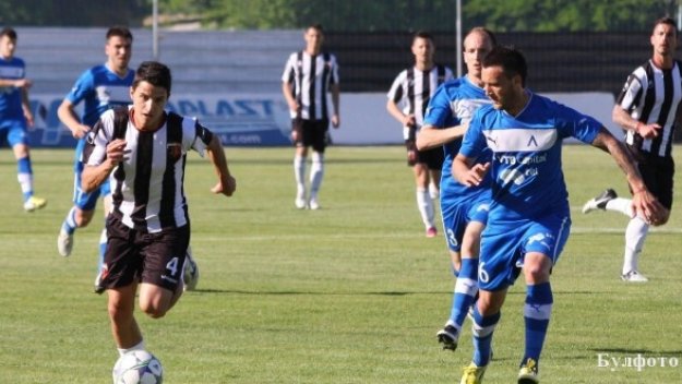 Левски се справи с Локо Пловдив