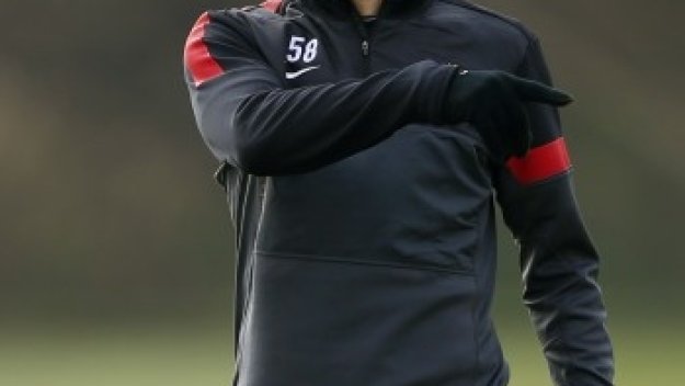 Гигс: Парите ще удължат кариерата на много футболисти