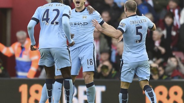 Лампард е ключът към титлата, казва Агуеро