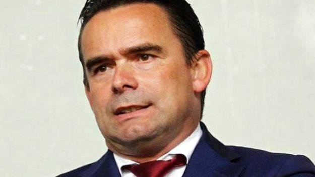 Спортният директор на Аякс Марк Овермарс пред завръщане в Арсенал