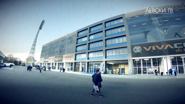 Нов генерален спонсор ще изправя грохналия Левски на крака